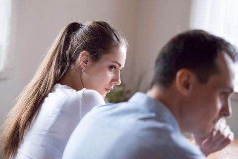 Beziehungstrend "Pocketing": Möchte dein Partner dich verheimlichen?