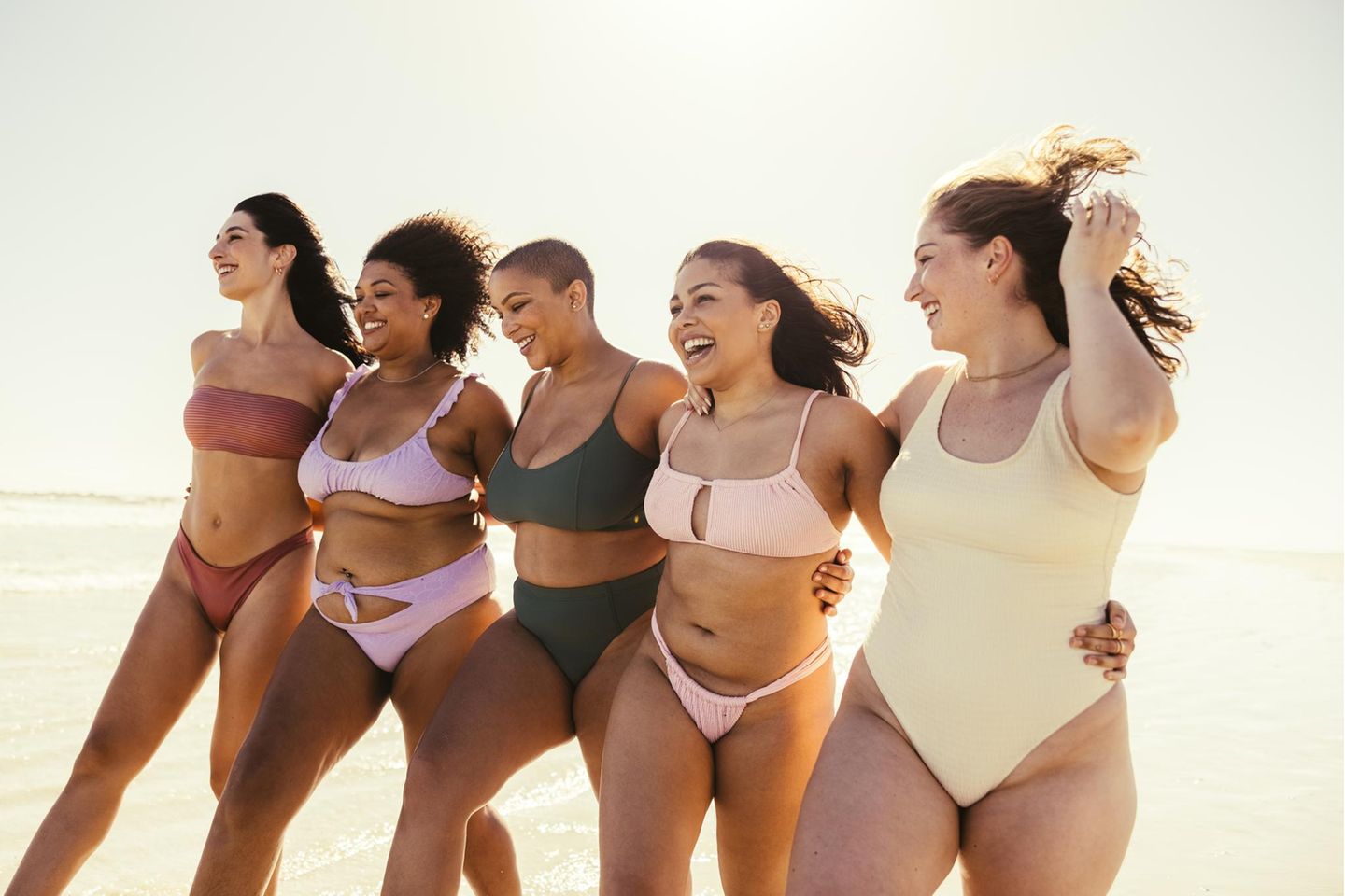 Bikini Trends 2022: Diese 4 Styles lieben wir diesen Sommer
