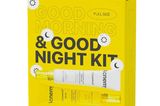 Mit dem Good Morning & Good Night Kit hast du alles, was du für eine gereinigte und geschützte Haut brauchst. Zum einen enthält das Kit eine Pickel-Creme und zum anderen einen SPF50. Über Purish, ca 37 Euro.