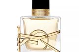 Lange stand das Parfum auf meiner Wunschliste, jetzt habe ich mir Libre von Yves Saint Laurent endlich gegönnt und bin absolut verliebt in den Geruch. Da es ein Eau de Parfum ist, reicht ein Spritzer und ich bin eingehüllt in blumig-frische Nuancen. Und mal abgesehen vom Duft ist der Flacon einfach traumhaft schön. Was will man mehr? Von Yes Saint Laurent, 30 ml für rund 45 Euro erhältlich.   Carolin, Volontärin