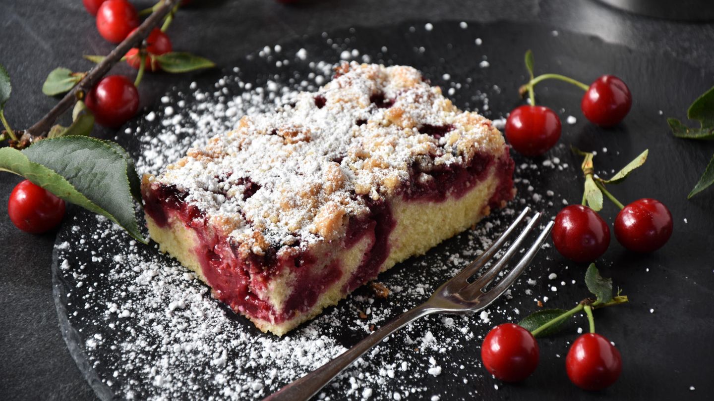 Kuchenrezept-von-Oma-So-wird-dein-Blechkuchen-garantiert-perfekt