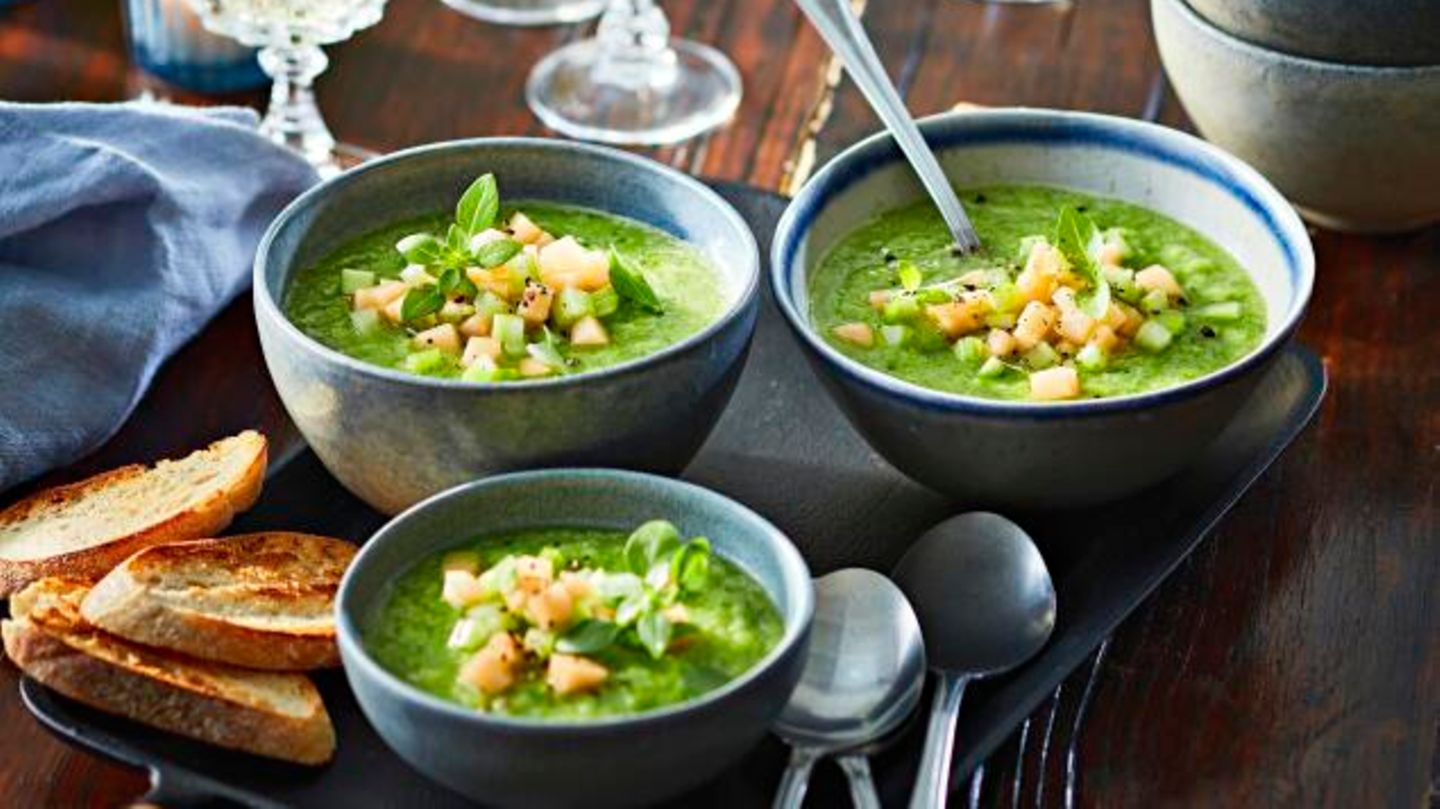 Vegane grüne Gazpacho | BRIGITTE.de