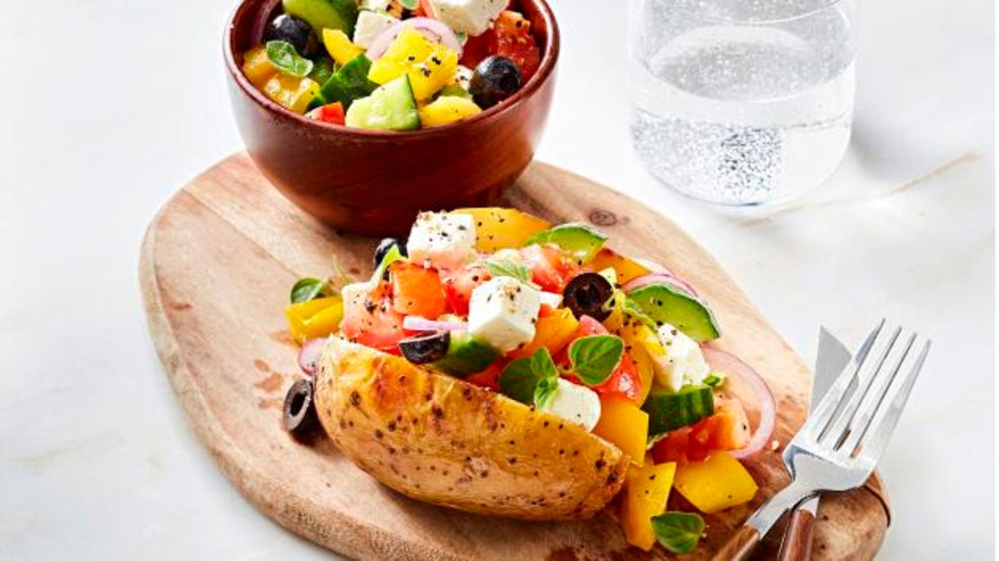 welches fleisch passt zu griechischem salat