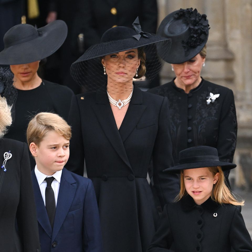 Die Royal Family bei der Beisetzung von Queen Elizabeth. 