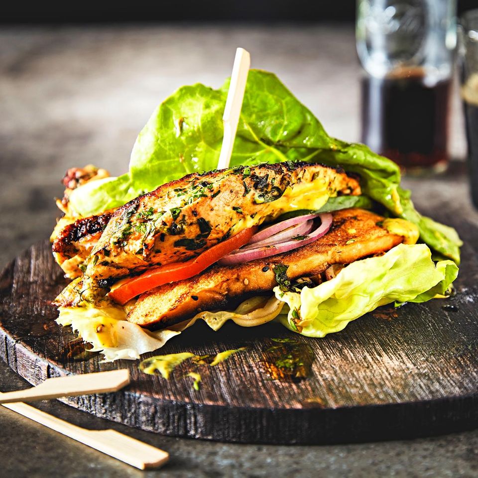 Inside-Out-Hähnchen-Sandwich vom Grill