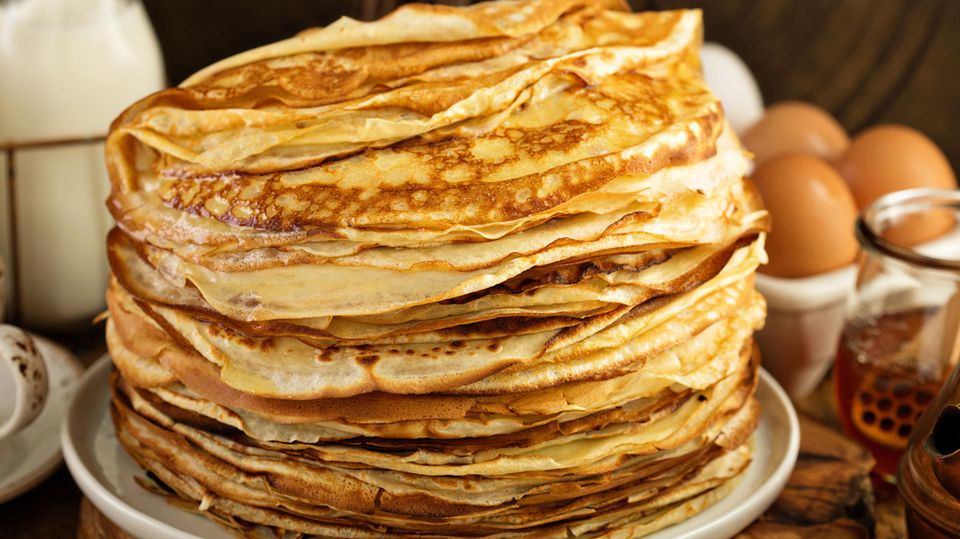 Crêpe aus nur einer Zutat Das einfachste Rezept aller Zeiten BRIGITTE.de