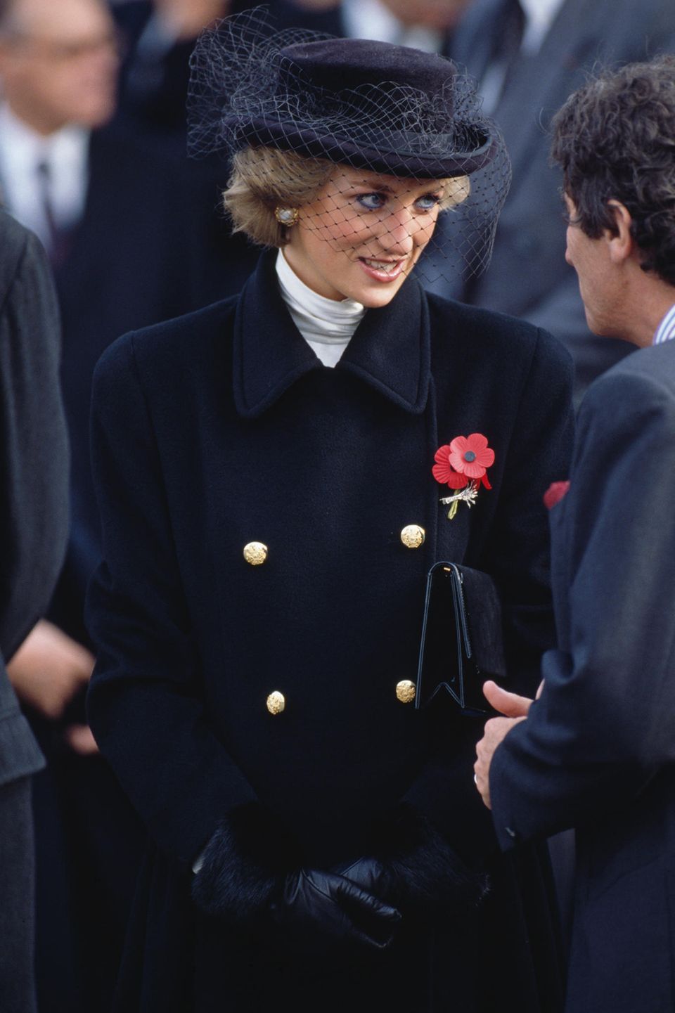 Prinzessin Diana am 11. November 1988 am Arc de Triomphe in Paris.