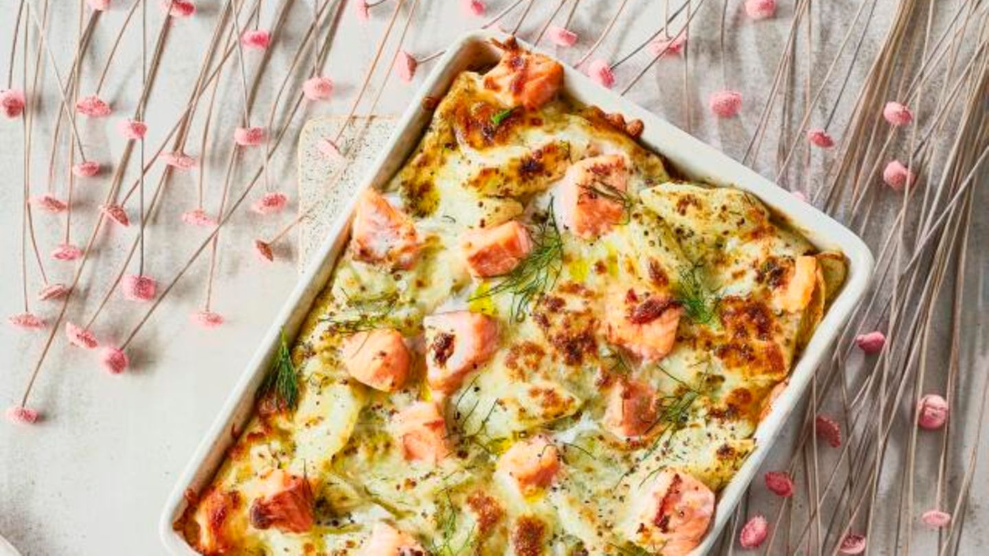 Lasagne mit Schmorgurke und Lachs | BRIGITTE.de
