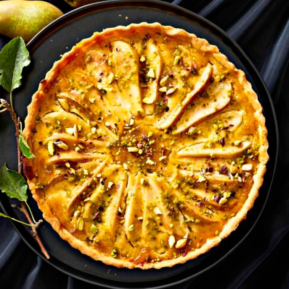 Birnen-Tarte mit Marzipan | BRIGITTE.de