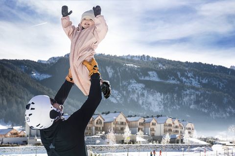 Gewinnspiel: Dachsteinkönig: Innovativstes Familienhotel Europas Toplage im Familienskigebiet