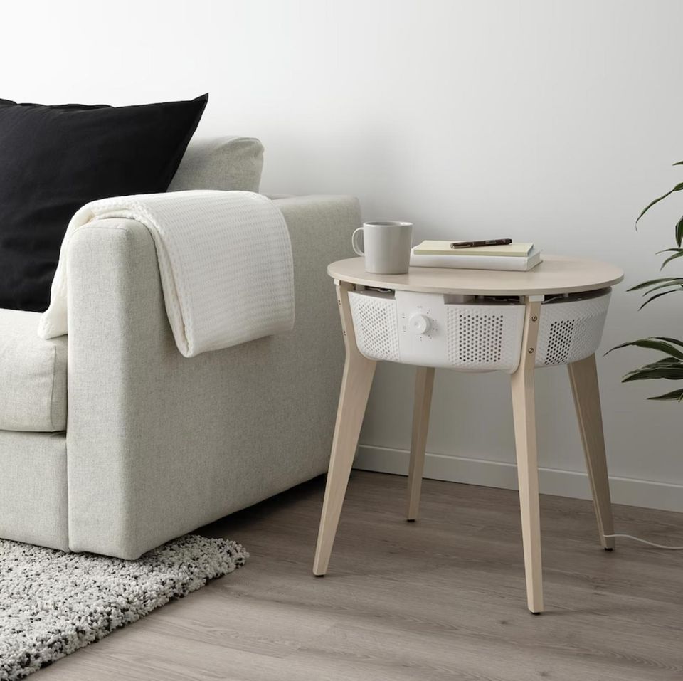 Möbel, Deko & Co: Tisch mit Luftreiniger von IKEA