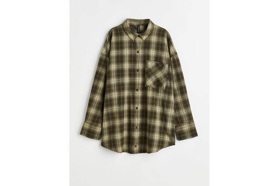 Lässig in Karo Oversized Flanellbluse: H&M, ca. 20 Euro.