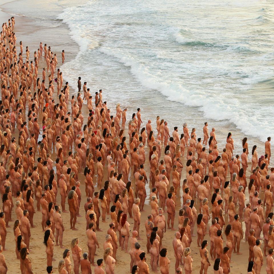 Bild des Tages: FKK badende am Bondi Beach