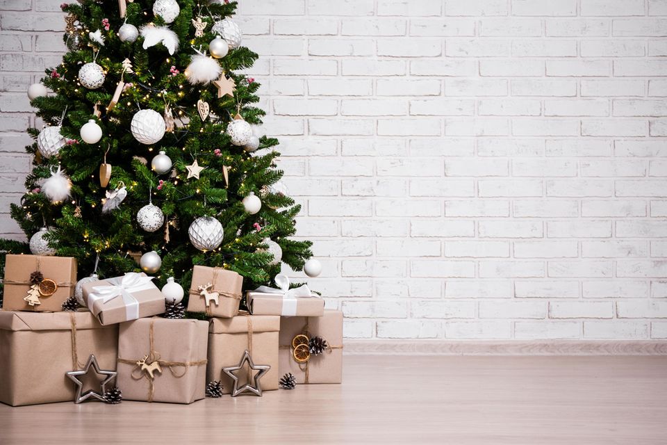 Weihnachtstrends 2022: Geschmückter Weihnachtsbaum