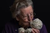 Das Leuchten des Alters: Portrait Seniorin