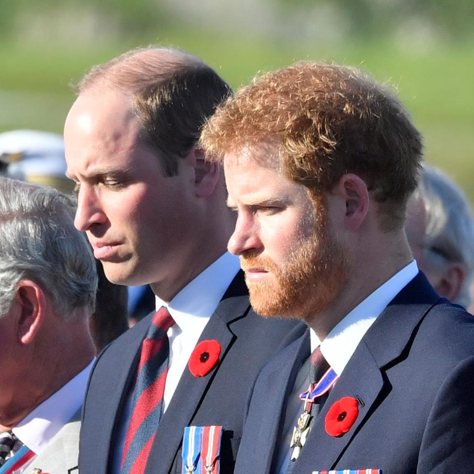 Prinz William + Prinz Harry: Brüder scherzten auf der Beerdigung von der Queen