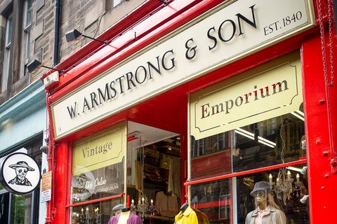 Kitsch & Kilts Alles zu finden bei "Armstrong Vintage"