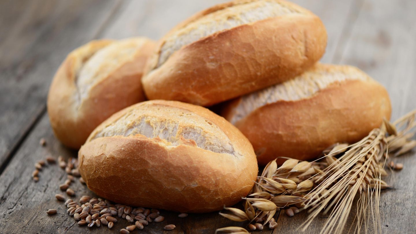 Aufbackbrötchen im Test: 18-Cent-Brötchen bekommt Bestnote | BRIGITTE.de