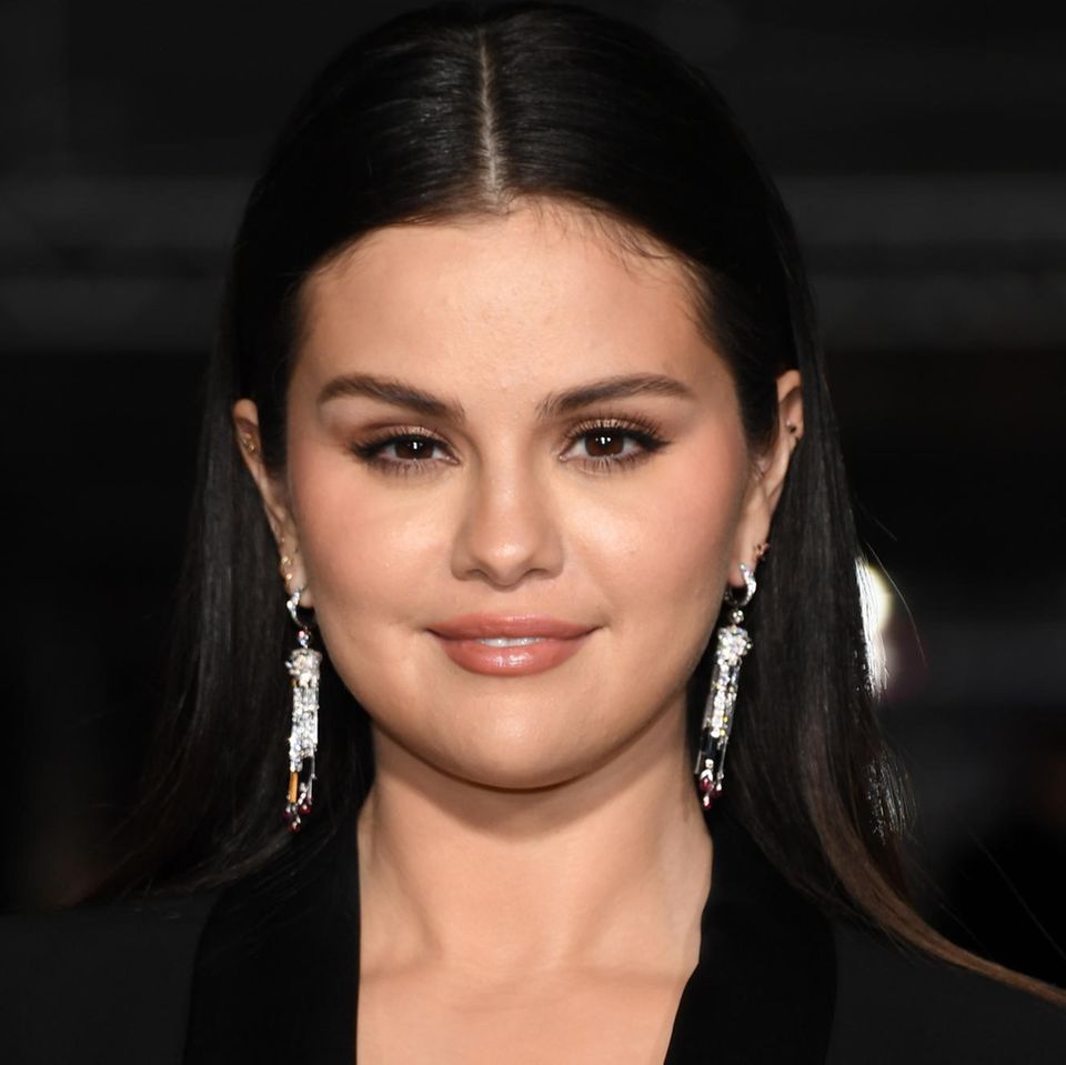 Strahlender Teint? Selena Gomez hat den Dreh dank Make-up-Artist Melissa Murdick raus.