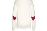 Von hinten ganz schlich, hinten am cremefarbenen Pullover verstecken sich süße Ellenbogen-Patches. Der Pullover hat eine lockere Passform und einen Stehkragen. Durch den Rippstrick ist er besonders kuschelig. Ab in den Warenkorb! Stehkragenpullover von LASCANA für 50 Euro