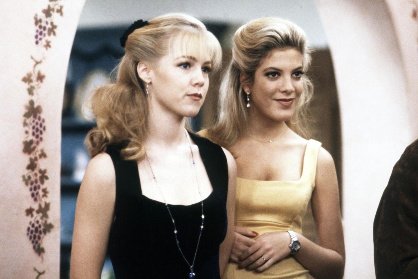 im-genes-de-tori-spelling-90210-jennie-garth-tori-spelling-shannen