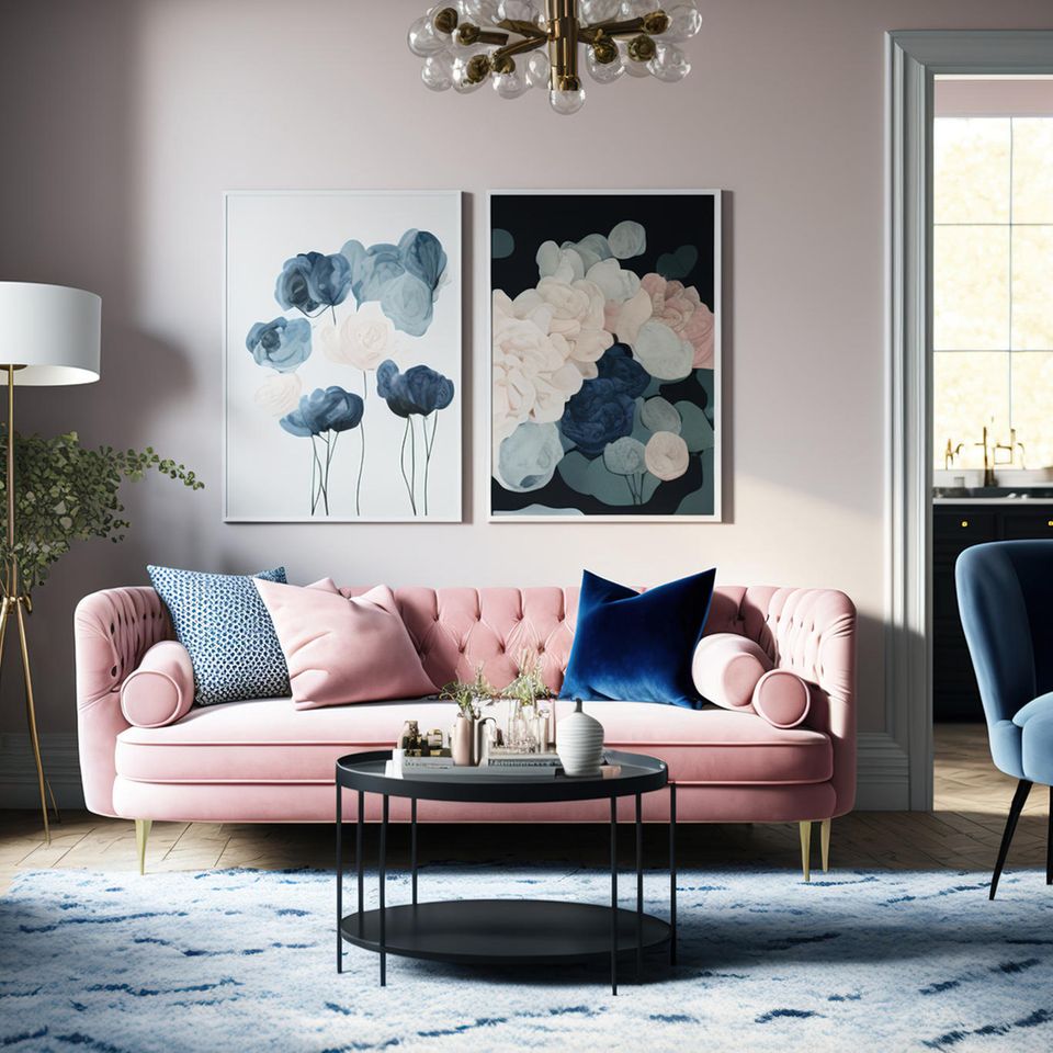 Elegantes Wohnzimmer in Blau und Rosé: Wie du mit der 60-30-10-Regel Farbe in deine Wohnung bringst
