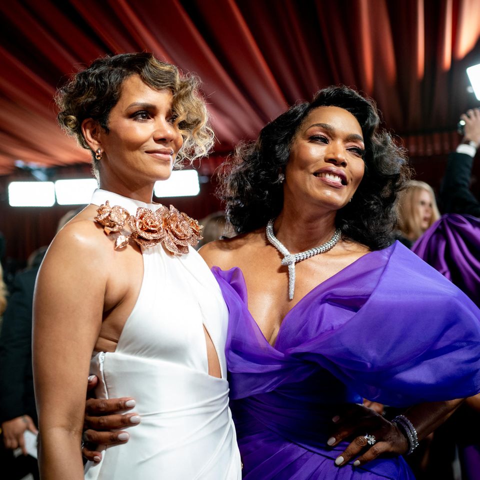 Oscars 2023: Die schönsten Looks aus Hollywood mit Halle Berry, Angela Bassett und Co.
