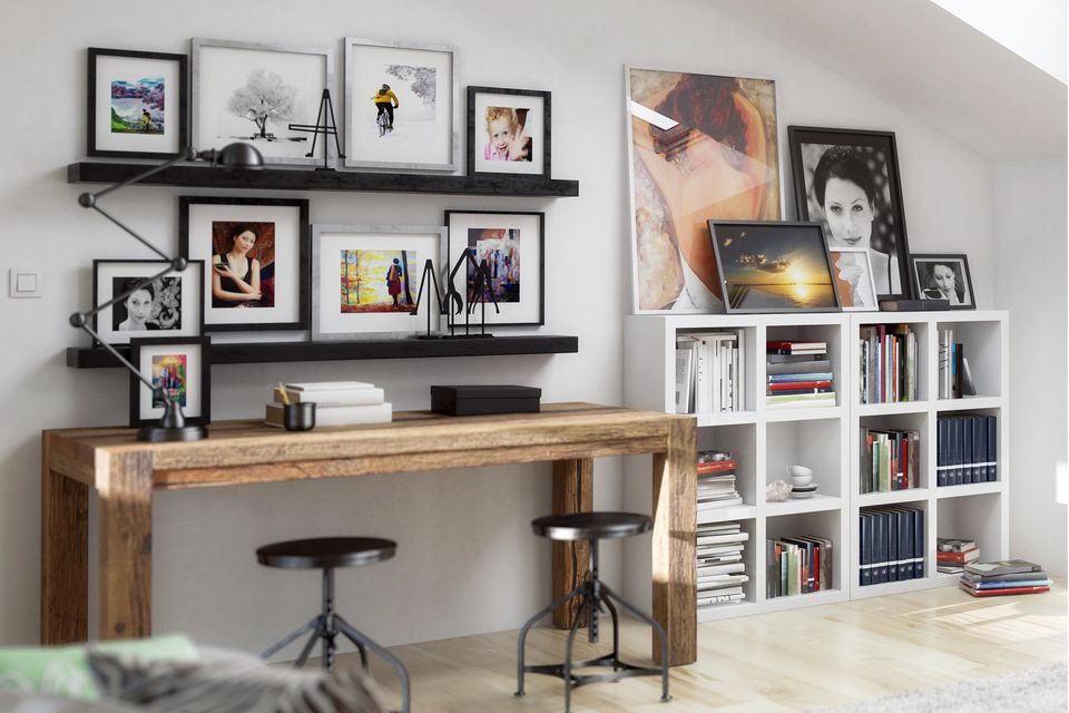 Decorate shelf: desk and shelves