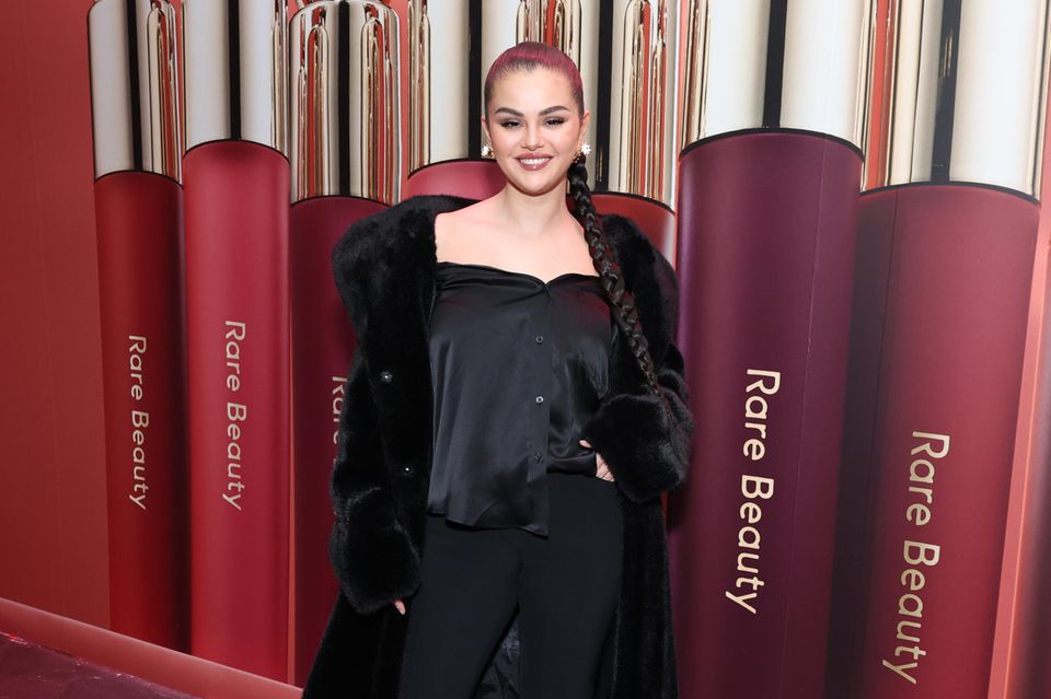 Selena Gomez beim Launch ihrer "Rare Beauty's Soft Pinch Tinted Lip Oil"-Kollektion.