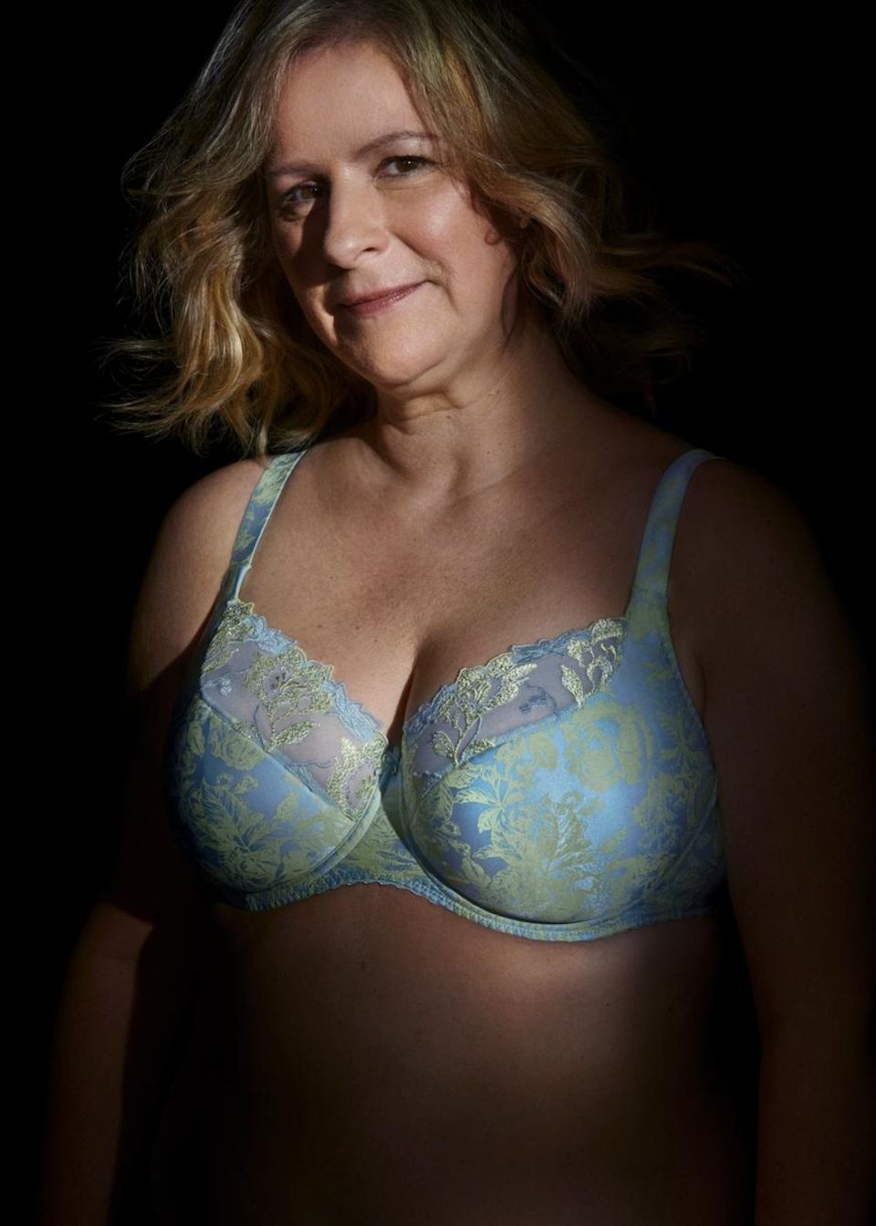 Ulrike steht für die neue Kampagne von PrimaDonna vor der Kamera.