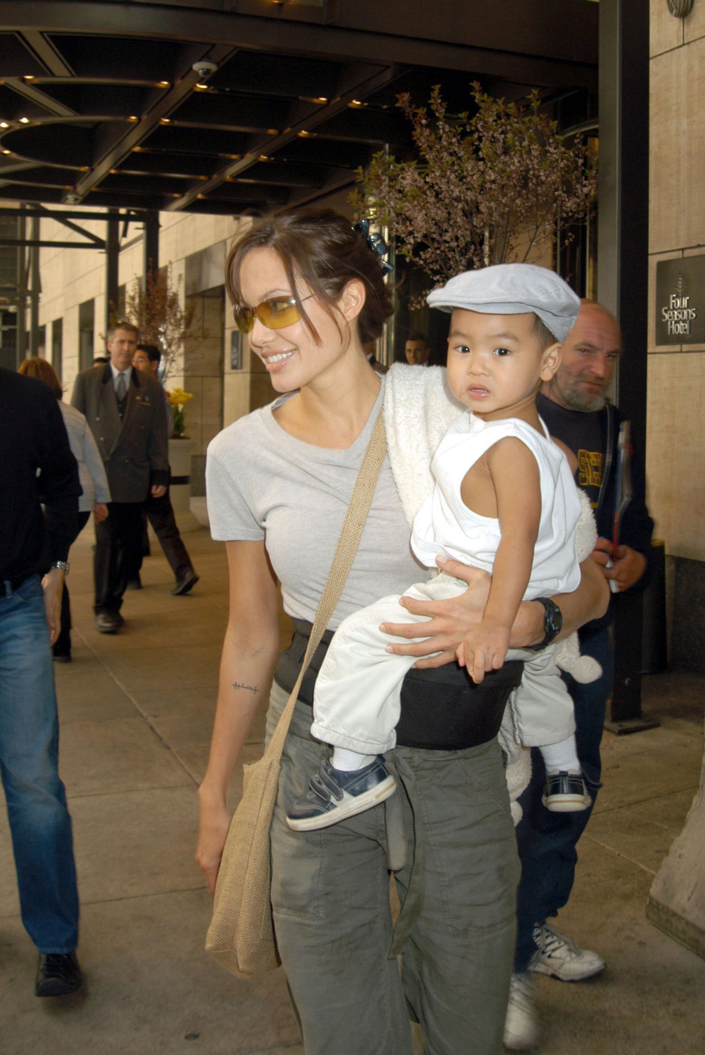 Coole Promi-Kids: Angelina Jolie mit Sohn Maddox Jolie-Pitt