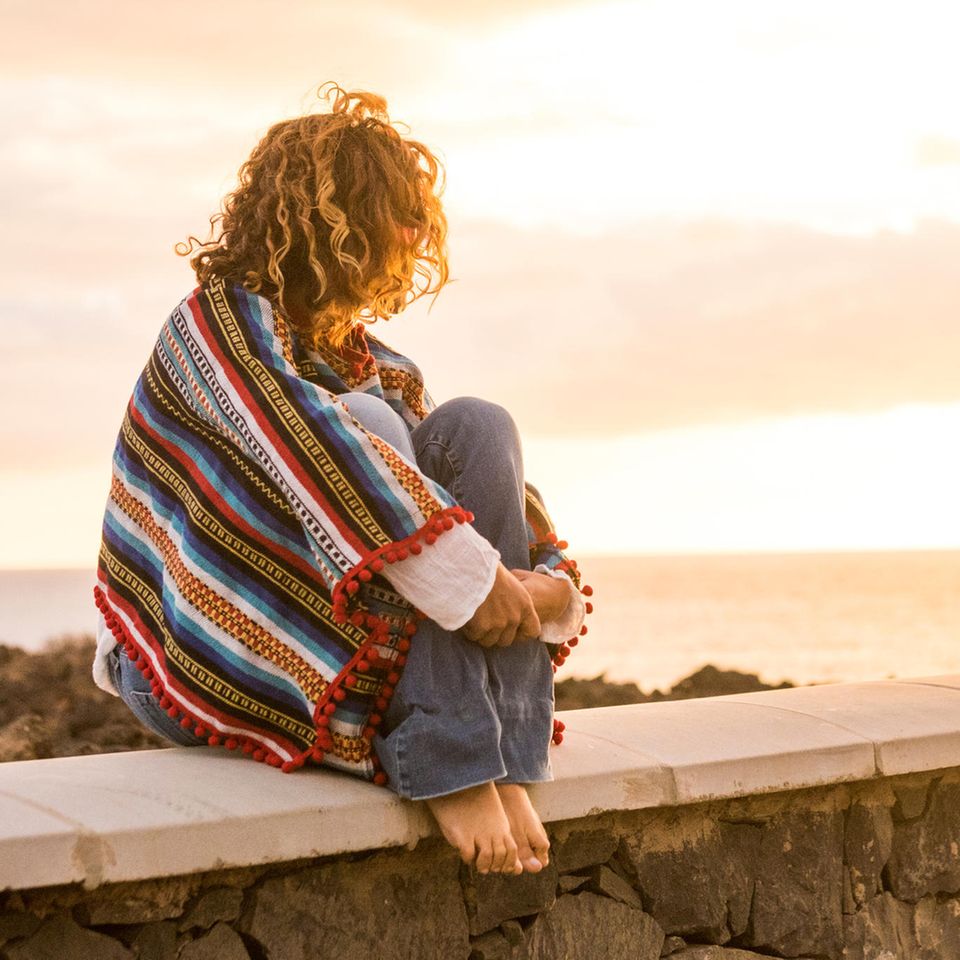 Psychologie: Eine Frau am Meer
