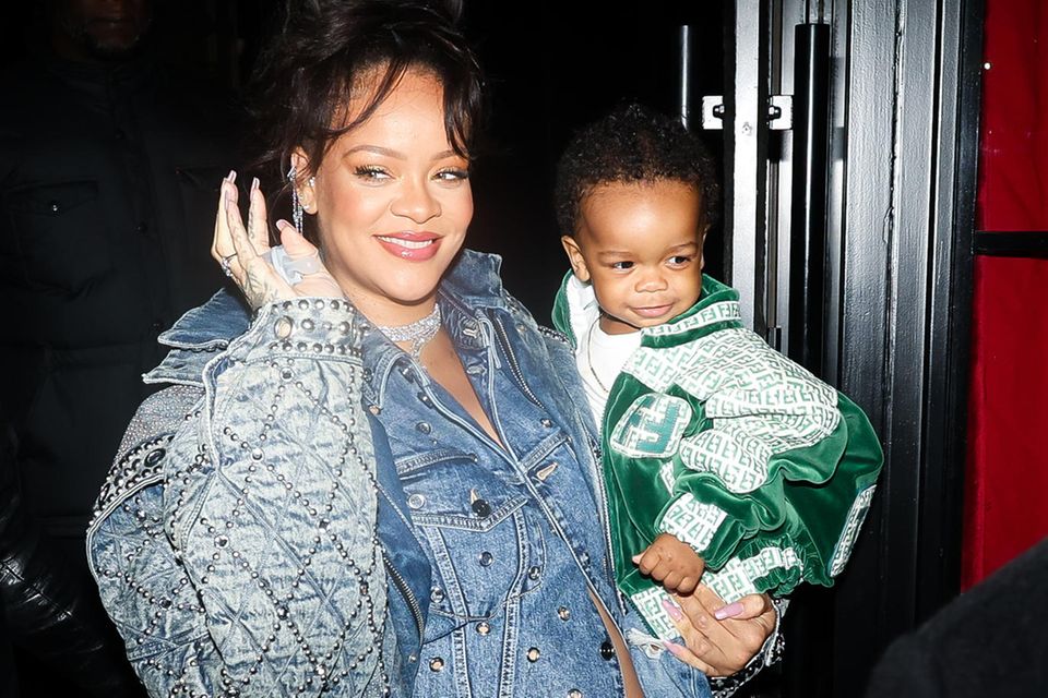 Star-Babys: Rihanna mit  Sohn