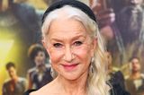 So kennen und lieben wir Helen Mirren: weiß-blonde Haare, ein sympathisches Lächeln auf den Lippen und ein Glitzern in den Augen, das uns ins Schwärmen bringt. Seit Jahren bleibt sie ihrem Look treu, für die Filmfestspiele in Cannes wagt sie jedoch ein Umstyling. 