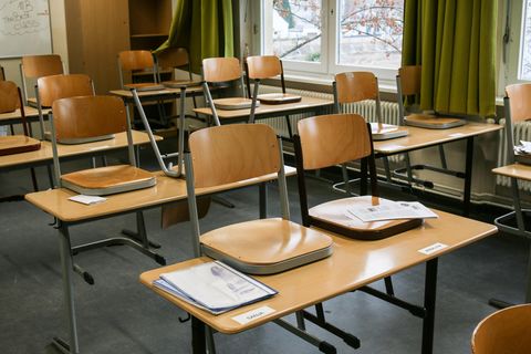 Lübeck: Kaum Unterricht? Bildungsministerin lässt Schule schließen