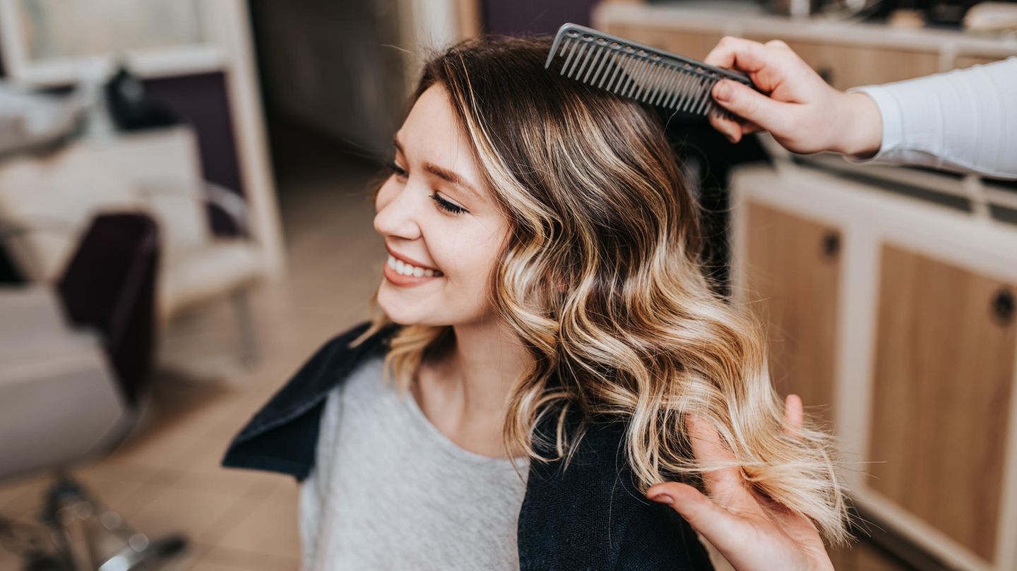 Haar-Make-up: Von Braun zu Blond ganz ohne Haarsch&auml;den