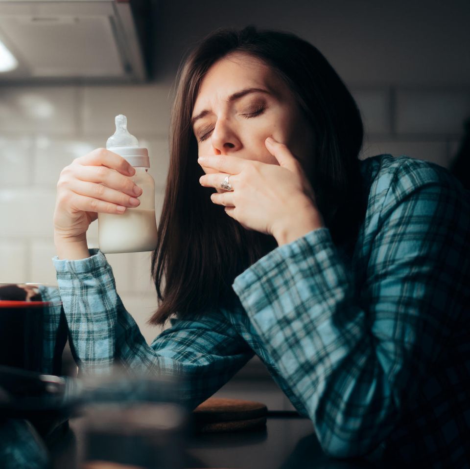 3 Schlaf-Überlebenstipps für Eltern, die die ganze Nacht über aufbleiben