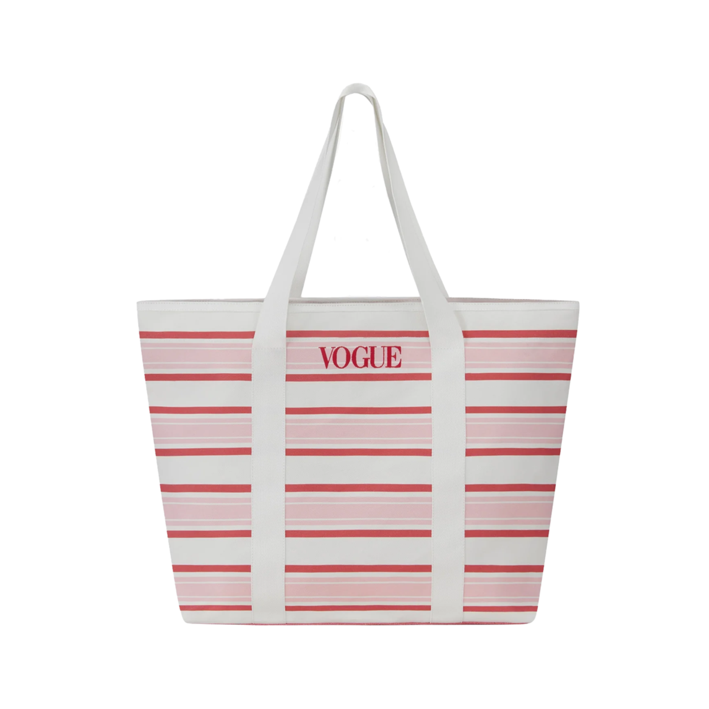 Auch Vogue bietet einen praktischen Strandbegleiter mit gesticktem Logo. Auch in Blau erhältlich. Für etwa 79 Euro kannst du die Beach Bag nachshoppen. 