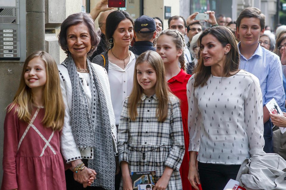 Eine Seltenheit: Die spanische Königsfamilie zeigte sich geschlossen im Mai 2018 beim Musical Billy Eliot im Nuevo Alcala Theater in Madrid. 