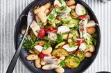 Riesenbohnen-Radieschen-Salat mit Matjes