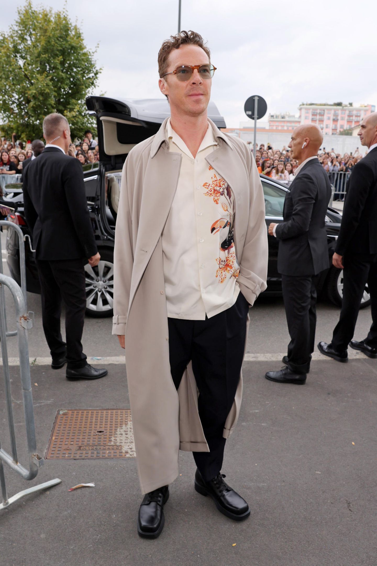 Auch Benedict Cumberbatch hat sich für die Prada-Show lässig gestylt.