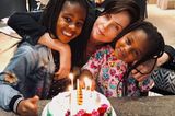 Promi-Kids: Charlize Theron mit ihren Töchtern