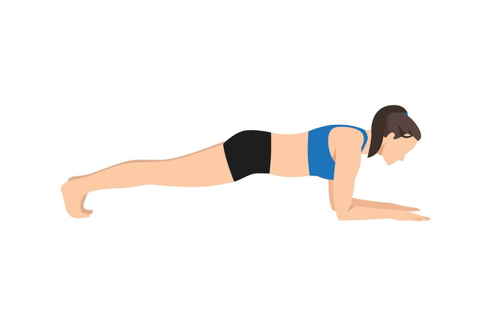 Illustration von Frau in Planke: Diese Übung sollten wir ab 40 täglich machen