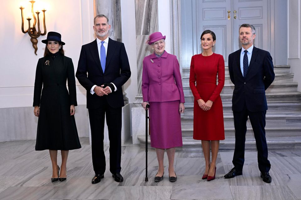 König Felipe und Königin Letizia beim beim offiziellen Empfang im Christian VII. Palais auf Schloss Amalienborg im Rahmen des Staatsbesuchs des spanischen Königspaares in Dänemark. 