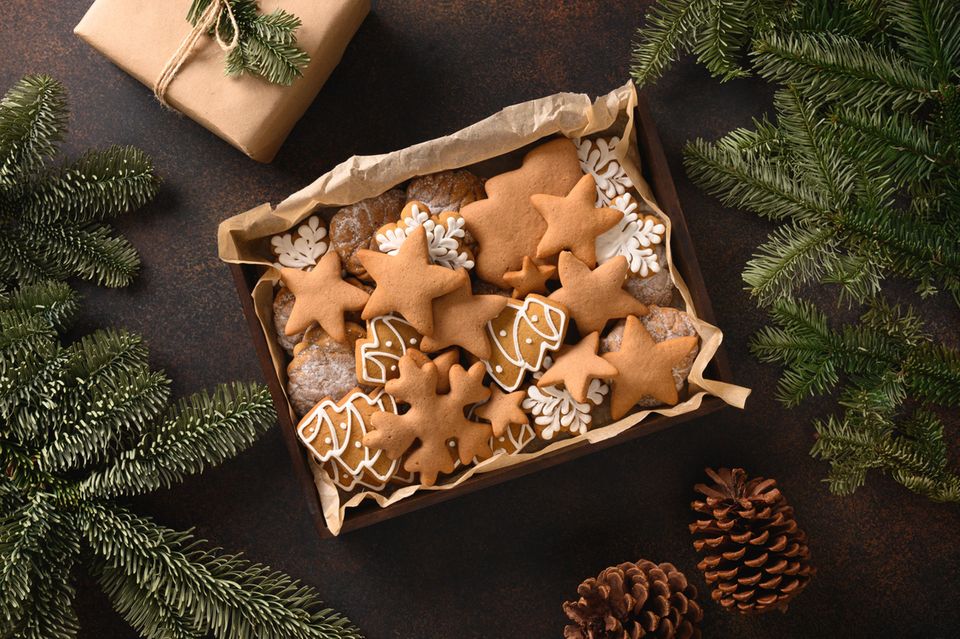 Kleine Weihnachtsgeschenke selber machen: Box mit Keksen