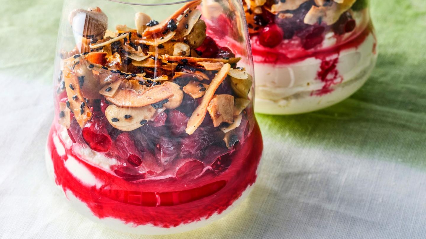 Cranberry-Schichtspeise | BRIGITTE.de