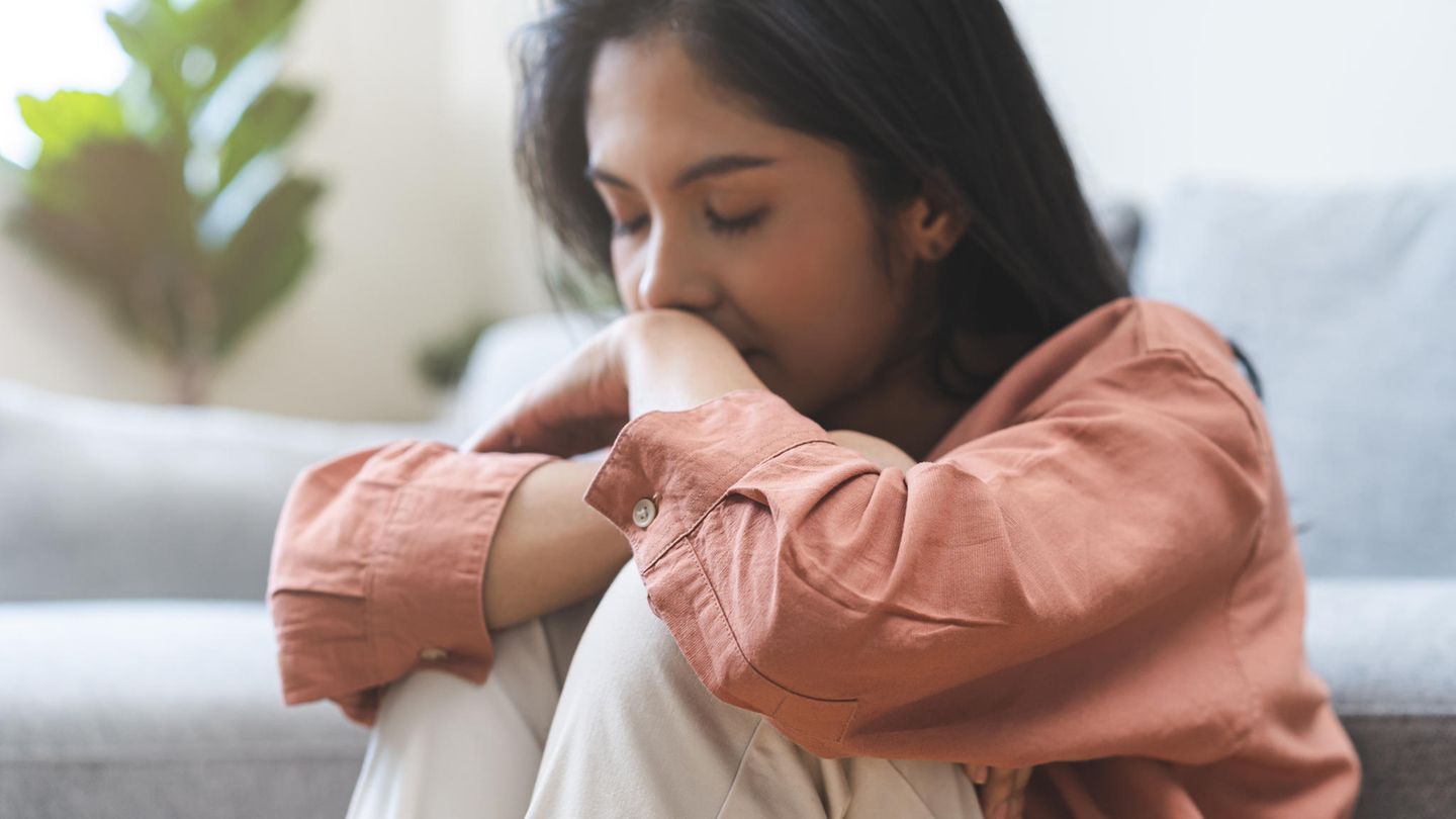 Psychologie: 4 Anzeichen, dass du Angst vor emotionaler Nähe hast ...