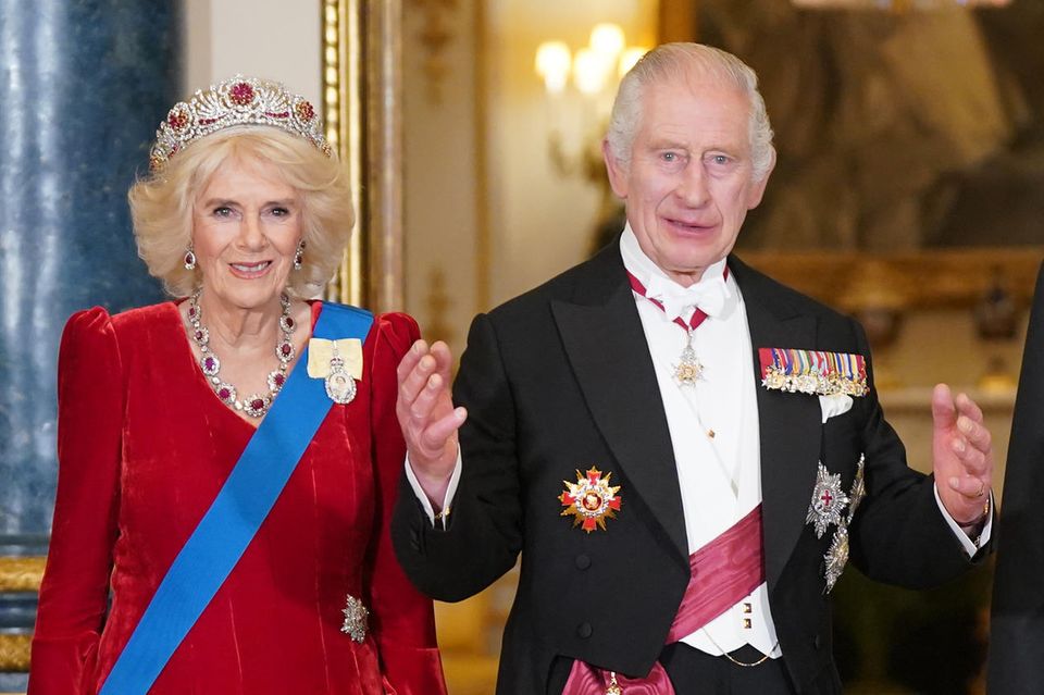 Königin Camilla Look der Royals