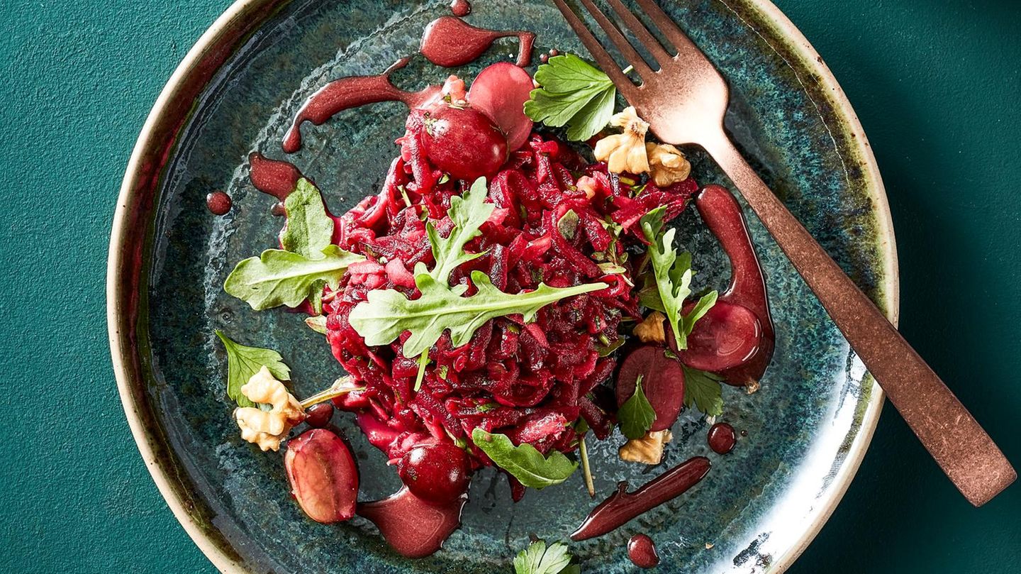 Rote-Bete-Salat mit Cassis-Vinaigrette | BRIGITTE.de