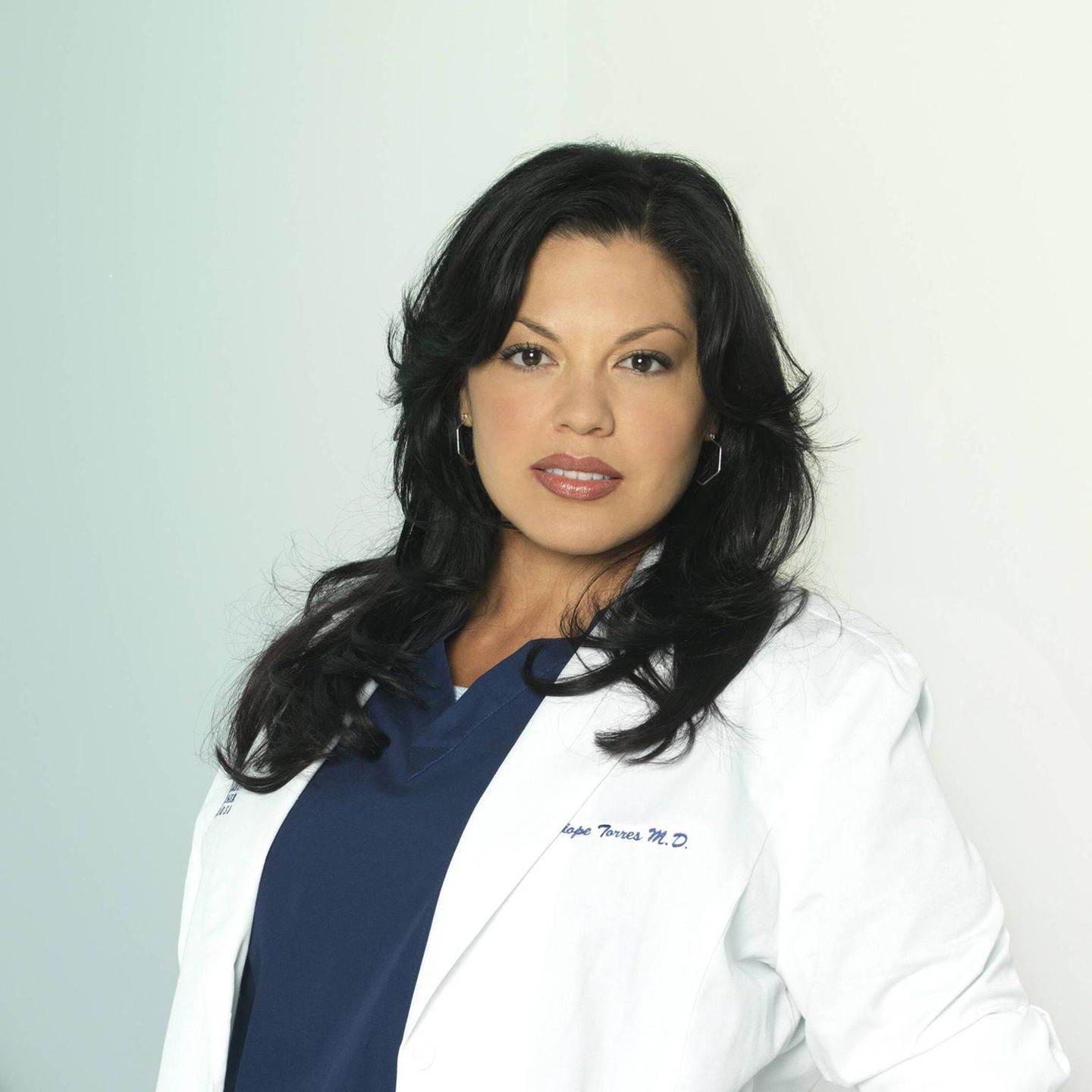 Sara Ramirez bei einem Foto-Shoot für "Grey's Anatomy" 2010